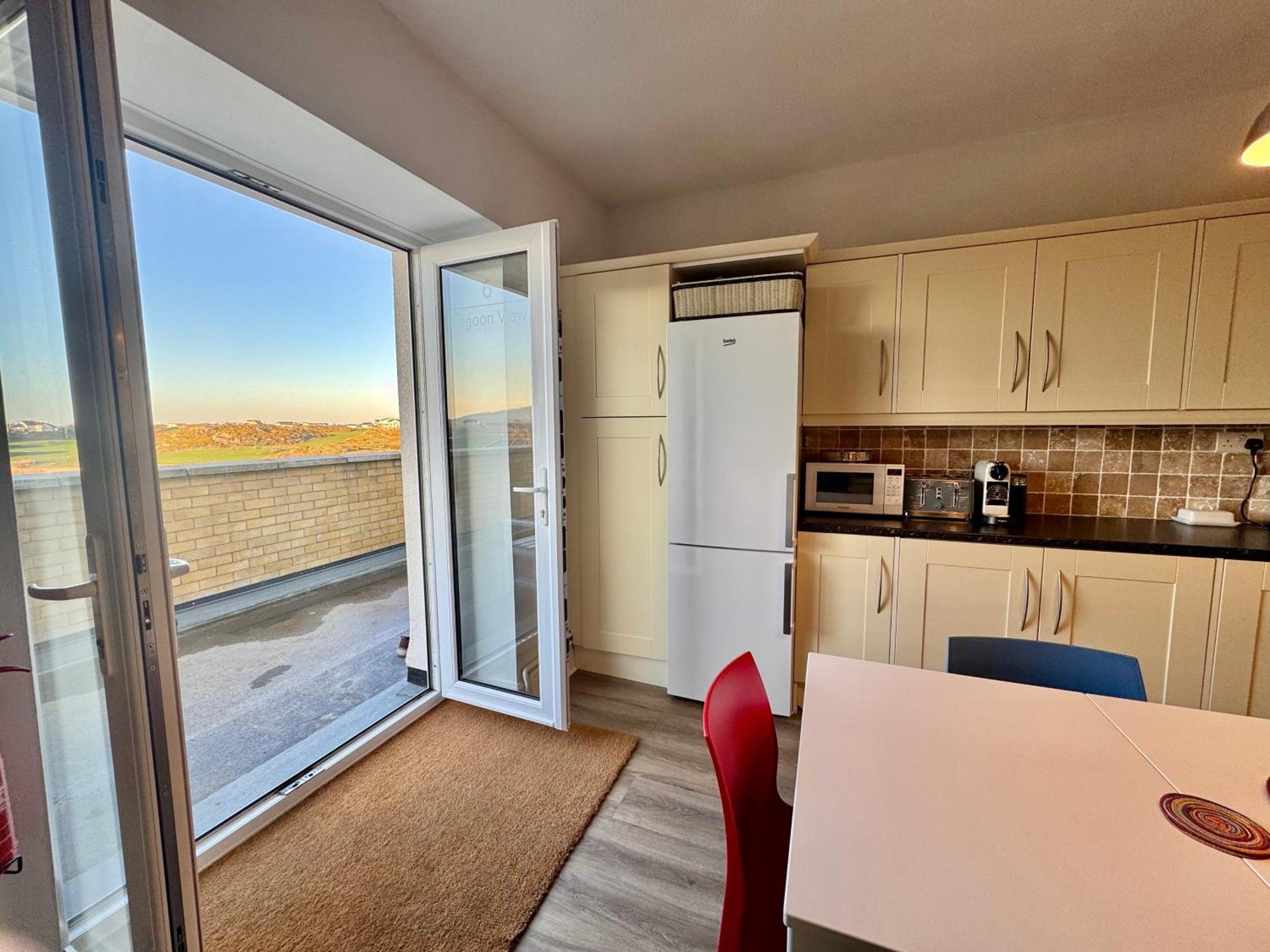 Lagoon View - Sea View- Pet Friendly - 2 Bed Apt - En-Suite Тріарддур Екстер'єр фото